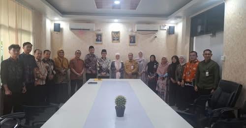 Sampaikan Kesiapan Haji Riau 2026, Kemenhaj Riau Taja Pertemuan dengan Anggota DPD-RI