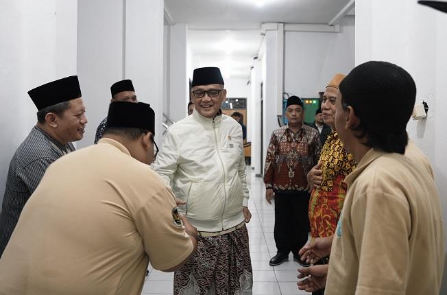 Mitigasi Kendala Teknis, Menteri Haji Cek Kesiapan Embarkasi Solo