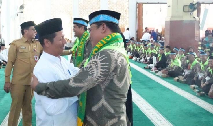186 Jemaah Haji Kuansing Mulai Diberangkatkan ke Embarkasi Batam