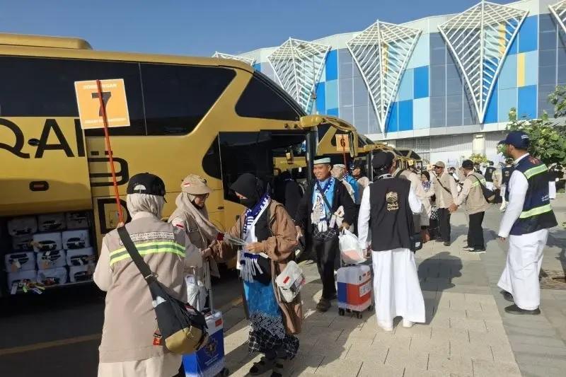 Hari ke-8 Penerbangan Haji, 40.796 Jemaah Sudah Sampai Arab Saudi dan Layanan Kesehatan Diperkuat di Madinah