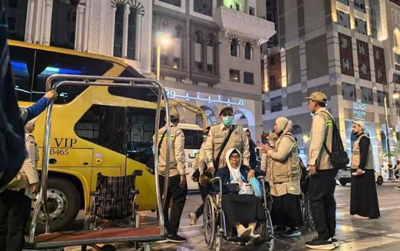 Usai Arbain Jemaah Haji Riau Kloter BTH 03 Bergerak ke Makkah, Satu Jemaah Dirawat di Madinah