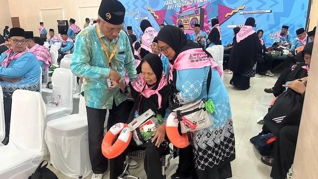 Jamaah Haji di Pekanbaru Tiba, Pemko Siagakan Petugas Medis di Bandara SSK II