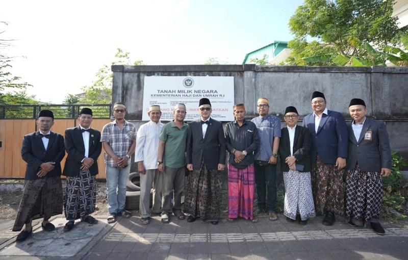 Bersiap Dirikan Asrama Haji Bali, Menteri Haji Tinjau Lahan di Denpasar