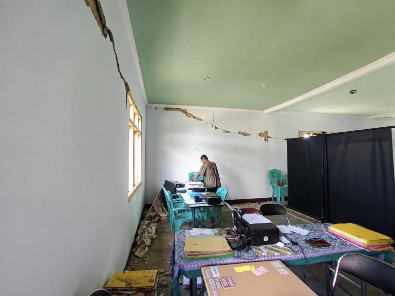 Pascagempa 7,7 SR di NTT, Kemenhaj Pantau Kondisi Sejumlah Bangunan Kantor yang Alami Kerusakan