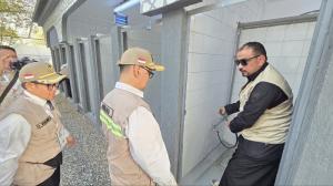 Menteri Haji RI Cek Kondisi Sekitar Arafah, Memastikan Konsumsi dan Toilet Ramah Lansia Siap Jelang Armuzna