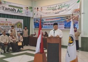 Plt Gubri SF Hariyanto Ikut Sambut Kepulangan Jemaah Haji Kloter BTH 10 di Batam