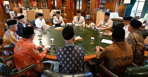 Bertemu DPR RI dan Kemenhaj, Presiden Prabowo Apresiasi Penyelenggaraan Haji 2026